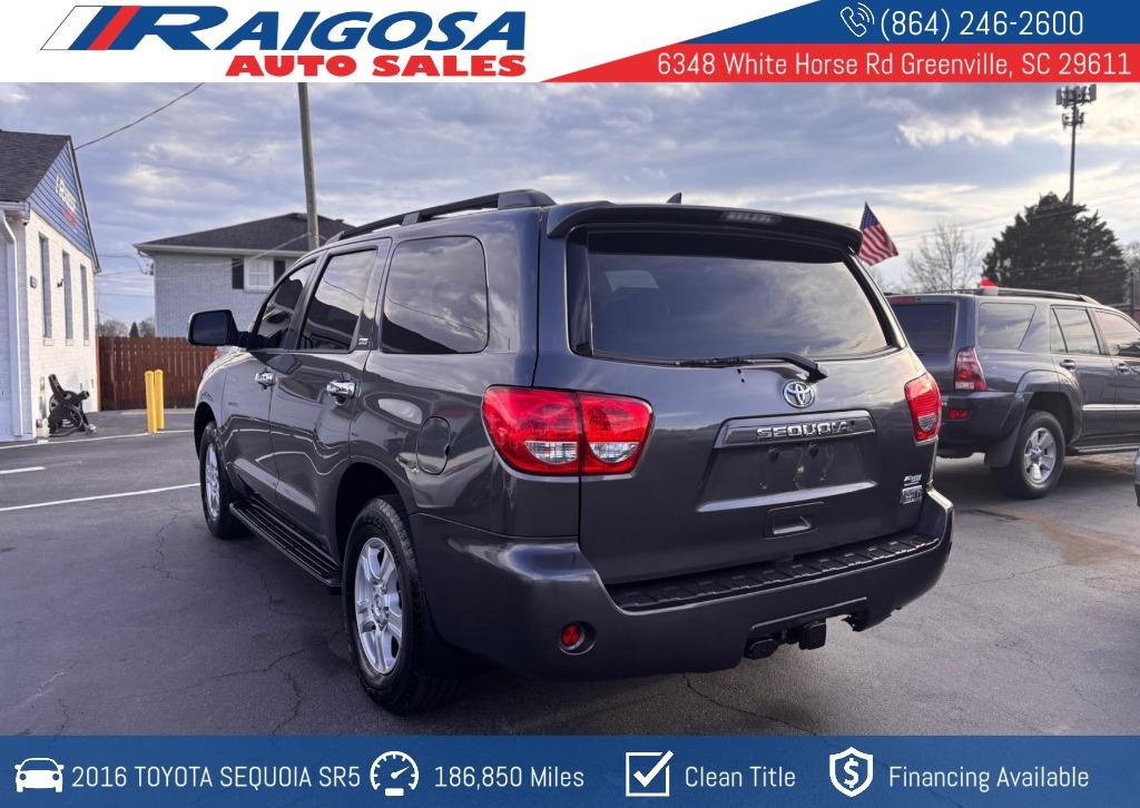 2016 Toyota Sequoia SR5 - Photo 7