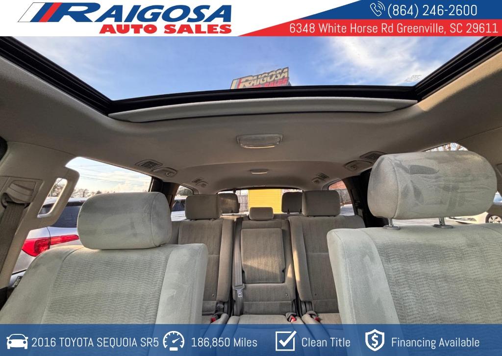 2016 Toyota Sequoia SR5 - Photo 19